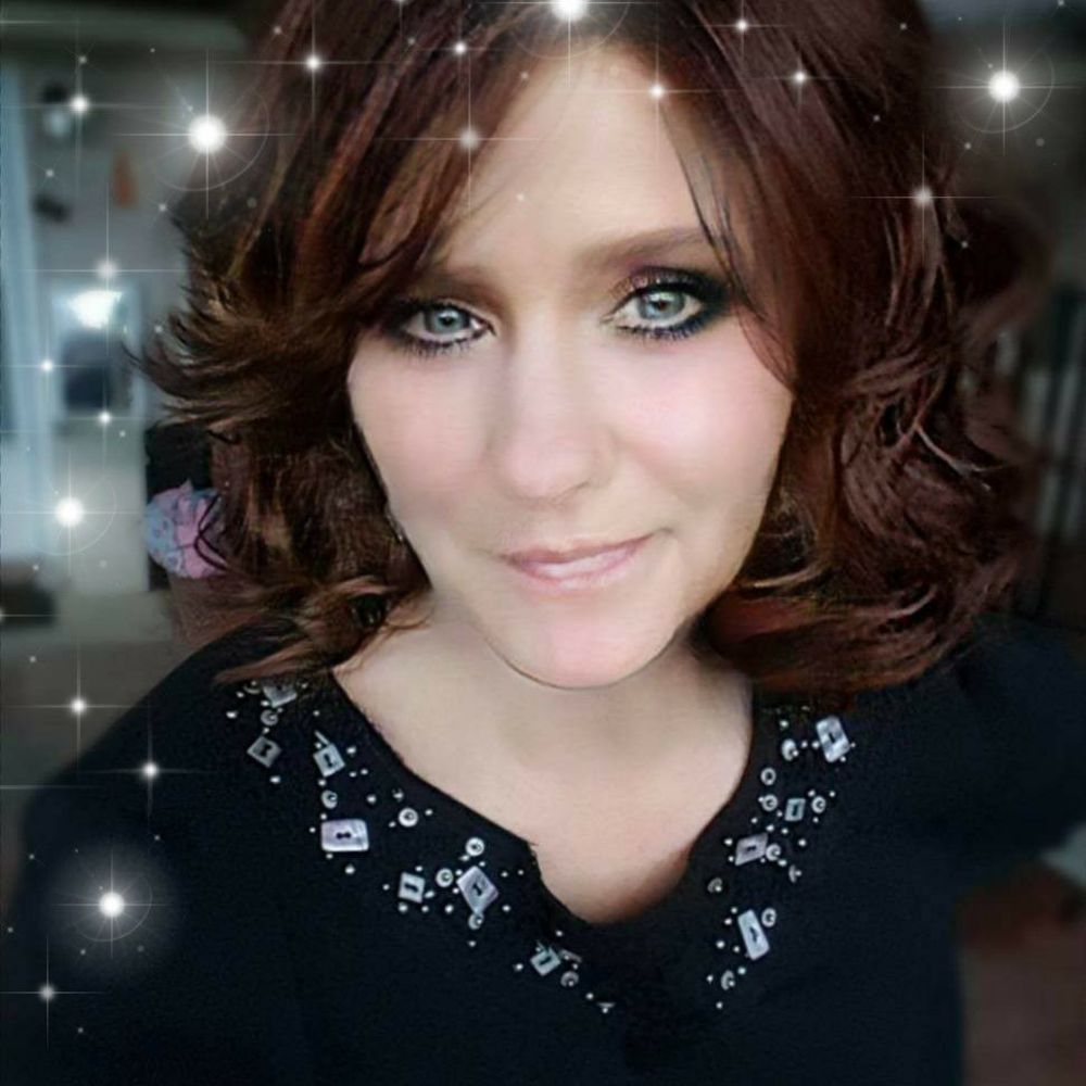 Meet your Posher, Alisa